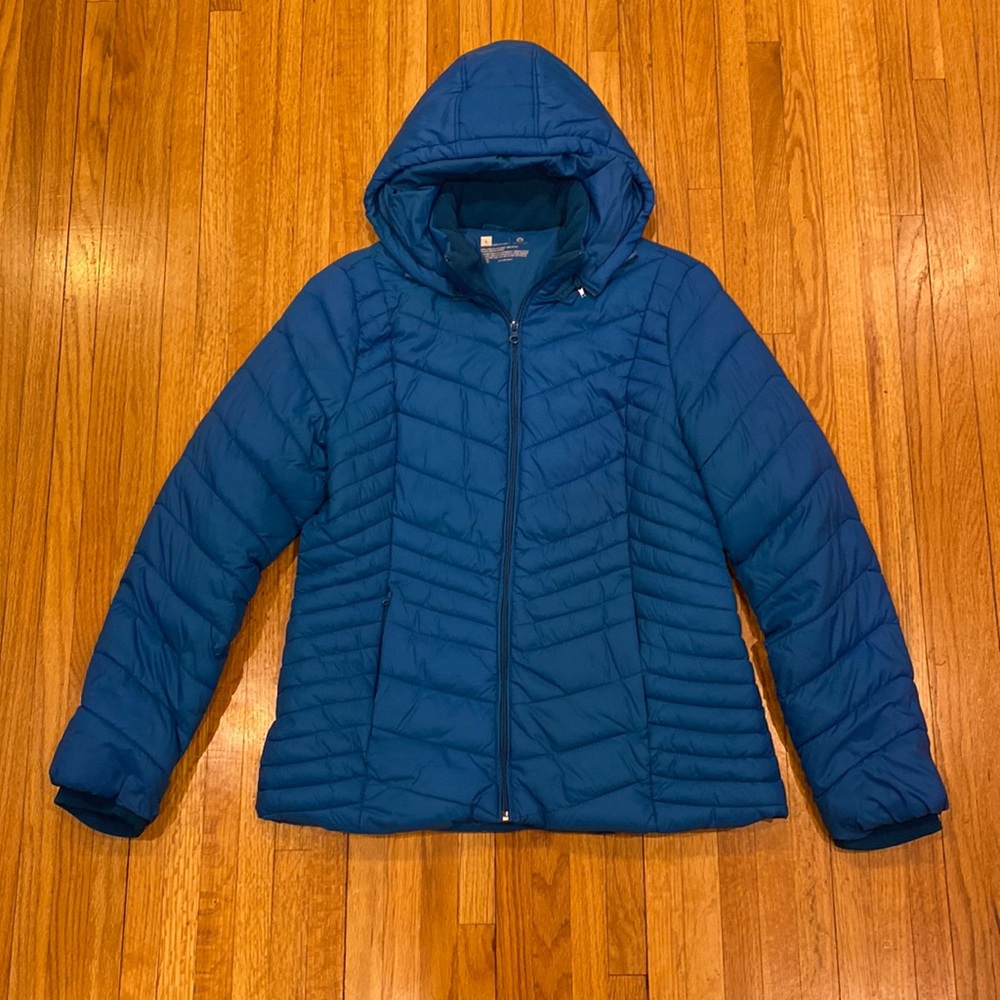Lightweight coat